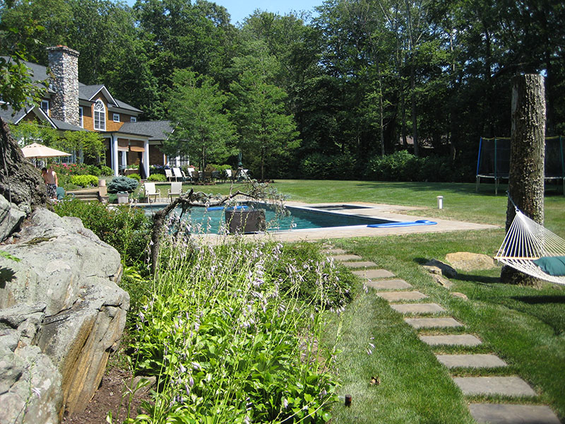 beautiful backyard with swimming pool
